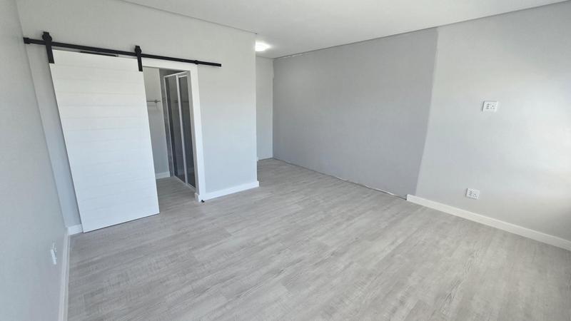 4 Bedroom Property for Sale in Franskraal Western Cape